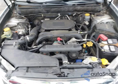 2010 Subaru Outback 2.5I Premium z USA, uszkodzony, nr VIN 4S4BRCCC6A3375991